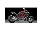 2011 Ducati Diavel Carbon specifications