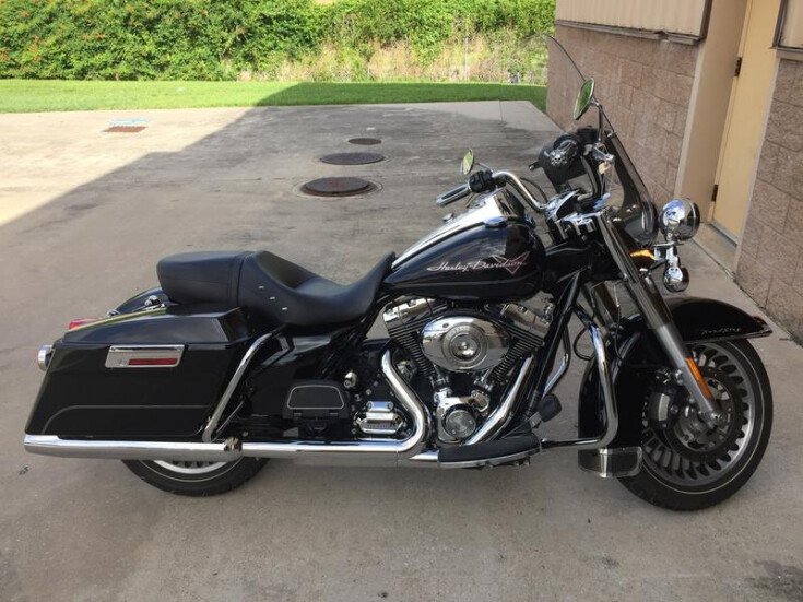 Thumbnail Photo undefined for 2011 Harley-Davidson Touring