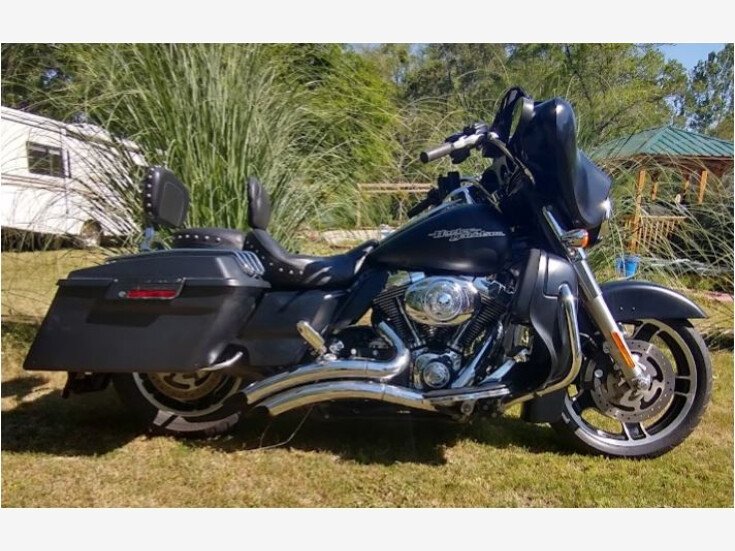 Thumbnail Photo undefined for 2011 Harley-Davidson Touring