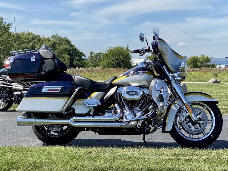 Thumbnail Photo undefined for 2012 Harley-Davidson CVO Electra Glide Ultra Classic