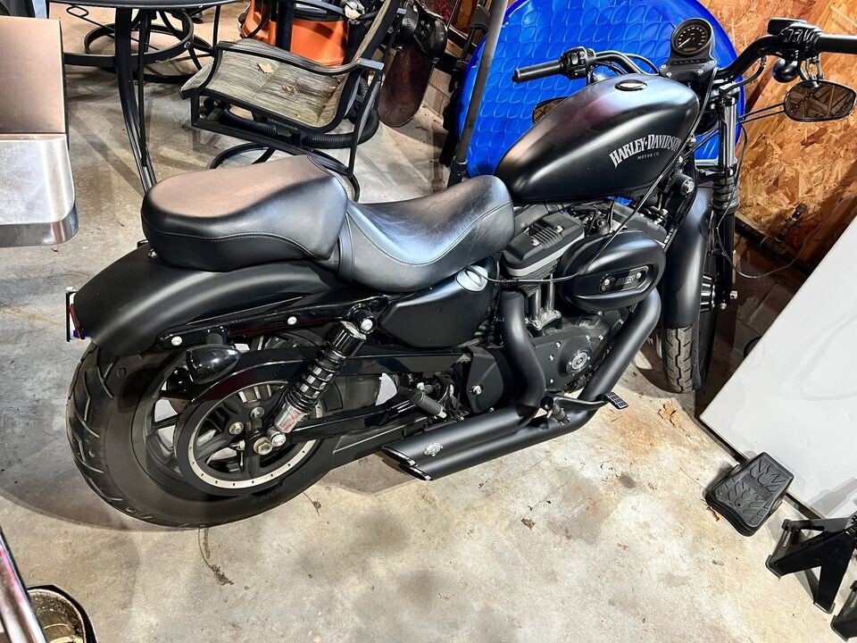 Harley davidson iron 883 store second hand