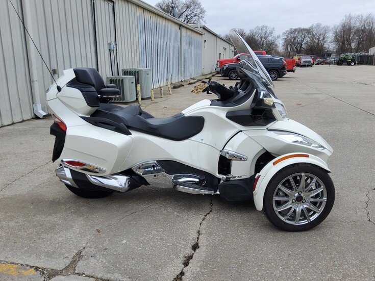 Thumbnail Photo undefined for 2013 Can-Am Spyder RT