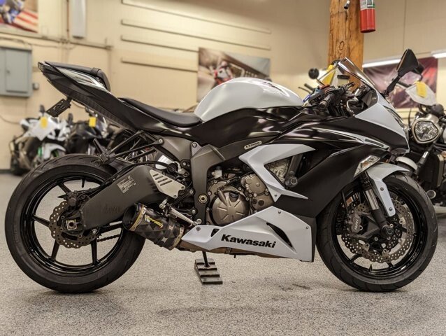 Kawasaki Ninja Motorcycles for Sale near San Diego, California 