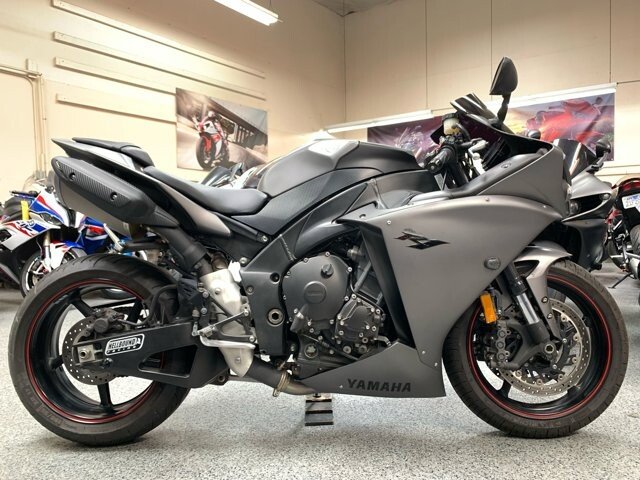 Yamaha r1 hot sale autotrader