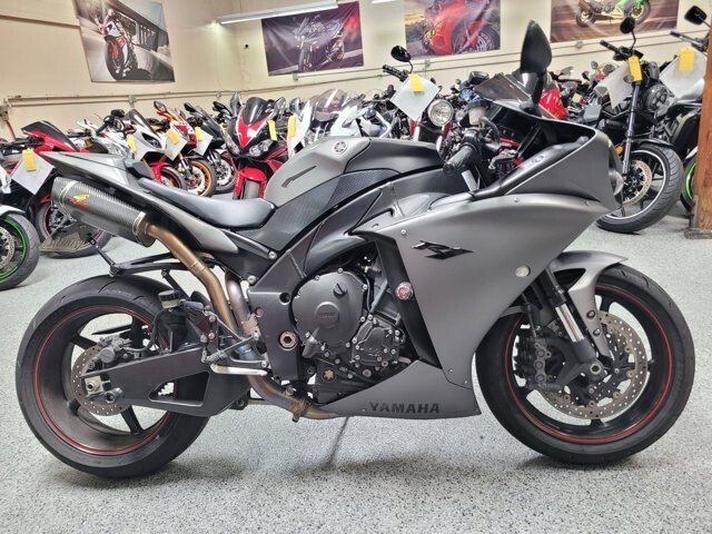 2013 store yzf r1