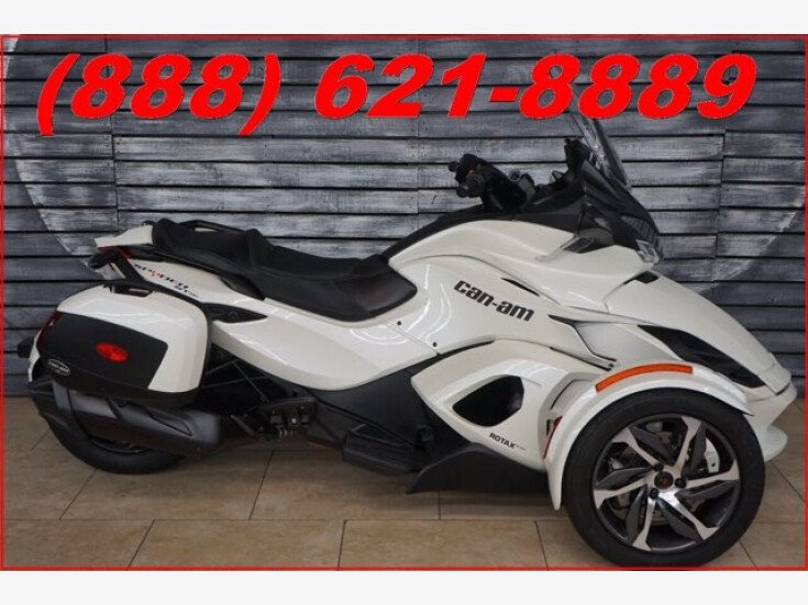 Photo for 2014 Can-Am Spyder ST