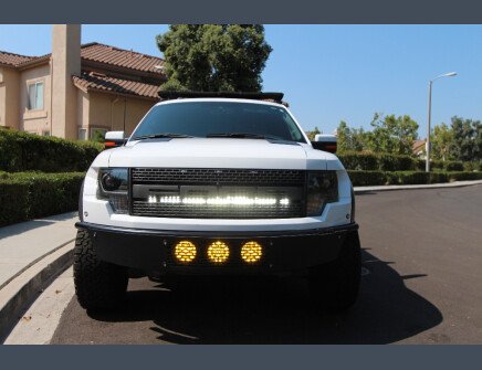 Photo 1 for 2014 Ford F150 4x4 Crew Cab SVT Raptor for Sale by Owner