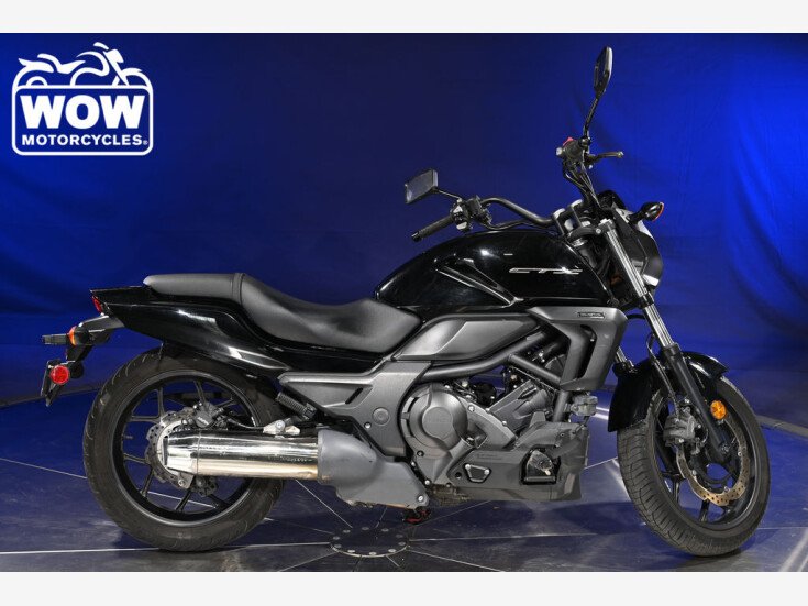 Thumbnail Photo undefined for 2014 Honda CTX700N w/ DCT ABS