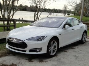 2014 Tesla Model S Performance