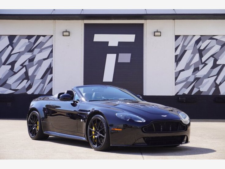 Photo for 2015 Aston Martin V12 Vantage