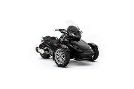 2015 Can-Am Spyder ST Base specifications