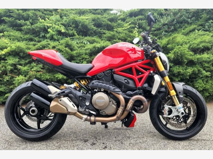 Thumbnail Photo undefined for 2015 Ducati Monster 1200 S