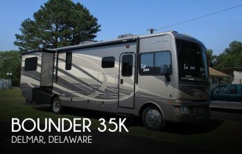2015 Fleetwood Bounder 35K