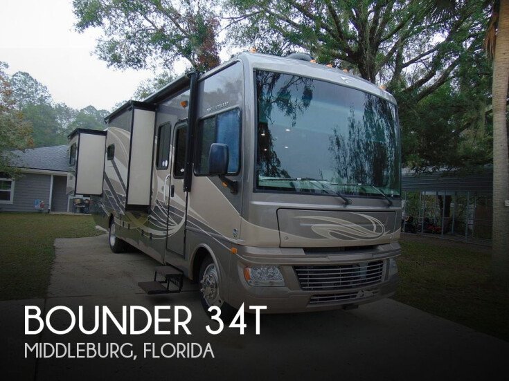 Thumbnail Photo undefined for 2015 Fleetwood Bounder