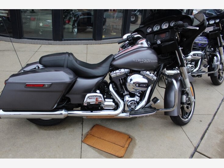 Thumbnail Photo undefined for 2015 Harley-Davidson Touring