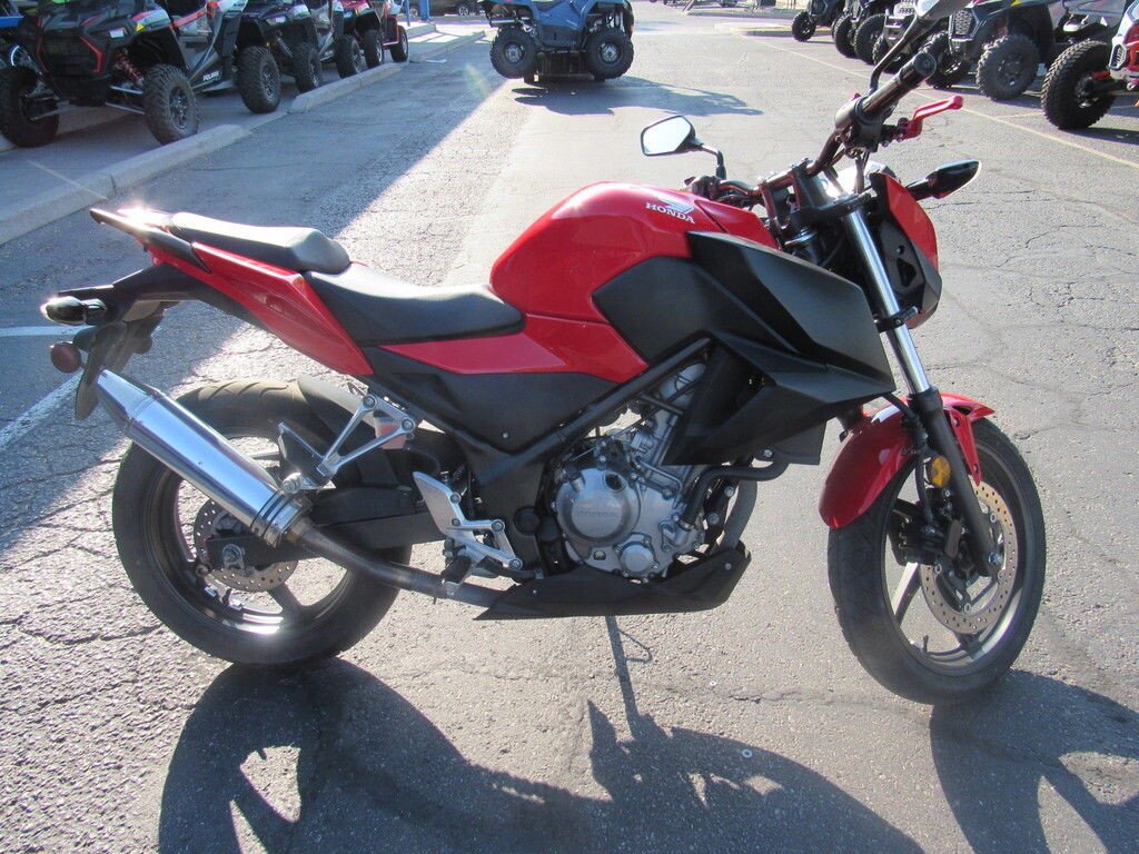 2015 honda cb300f price