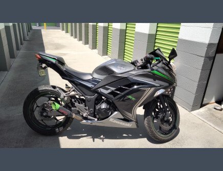Photo 1 for 2015 Kawasaki Ninja 300 for Sale by Owner