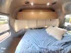 Thumbnail Photo 4 for 2016 Airstream Flying Cloud
