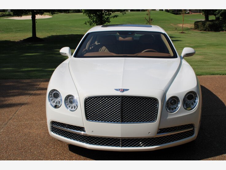 Thumbnail Photo undefined for 2016 Bentley Flying Spur V8