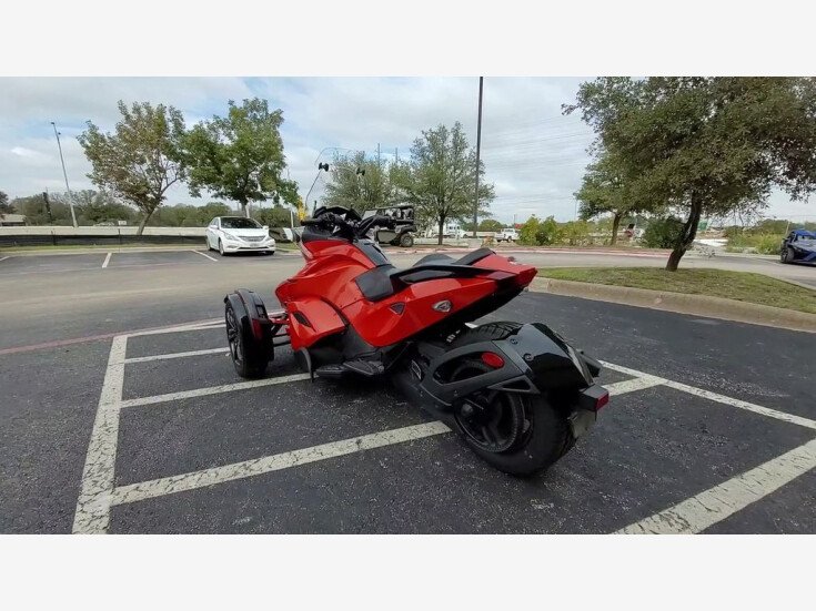 Thumbnail Photo undefined for 2016 Can-Am Spyder ST