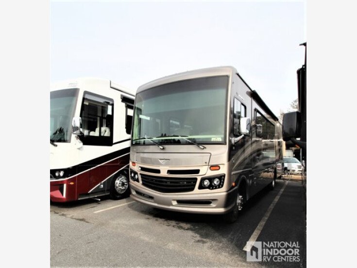 Thumbnail Photo undefined for 2016 Fleetwood Bounder 35K
