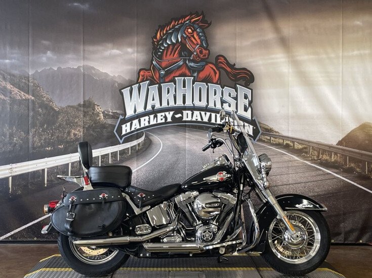 Thumbnail Photo undefined for 2016 Harley-Davidson Softail Heritage Classic