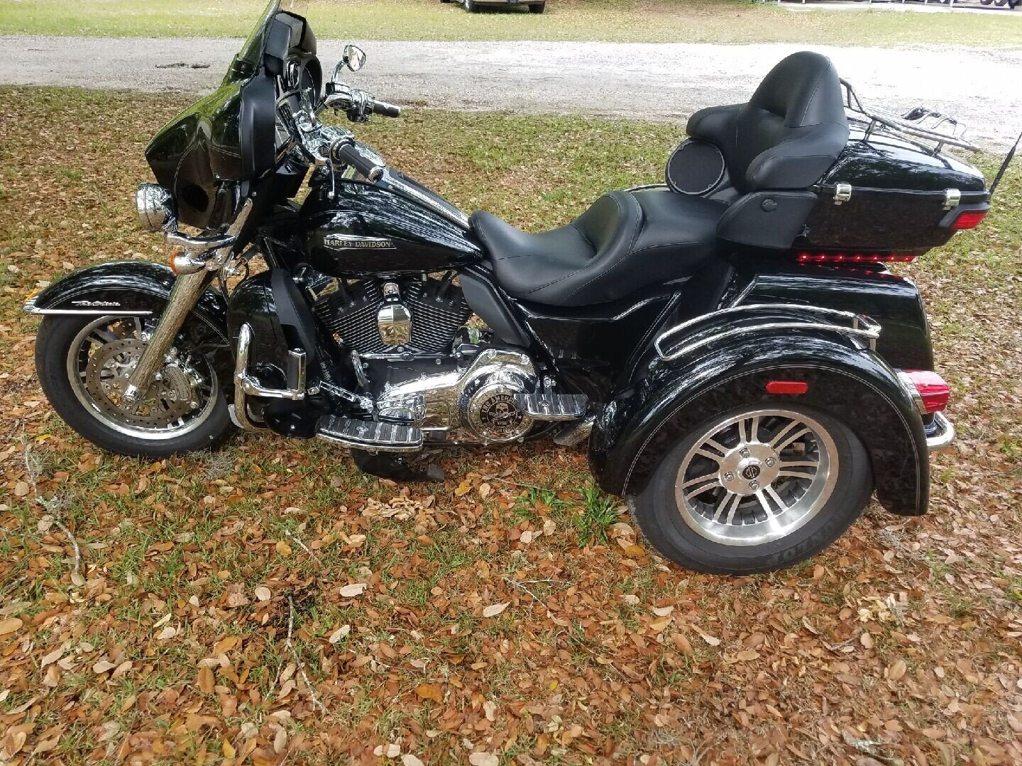 Used harley clearance trikes