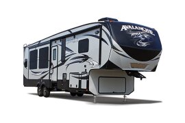 2016 Keystone Avalanche 331RE specifications
