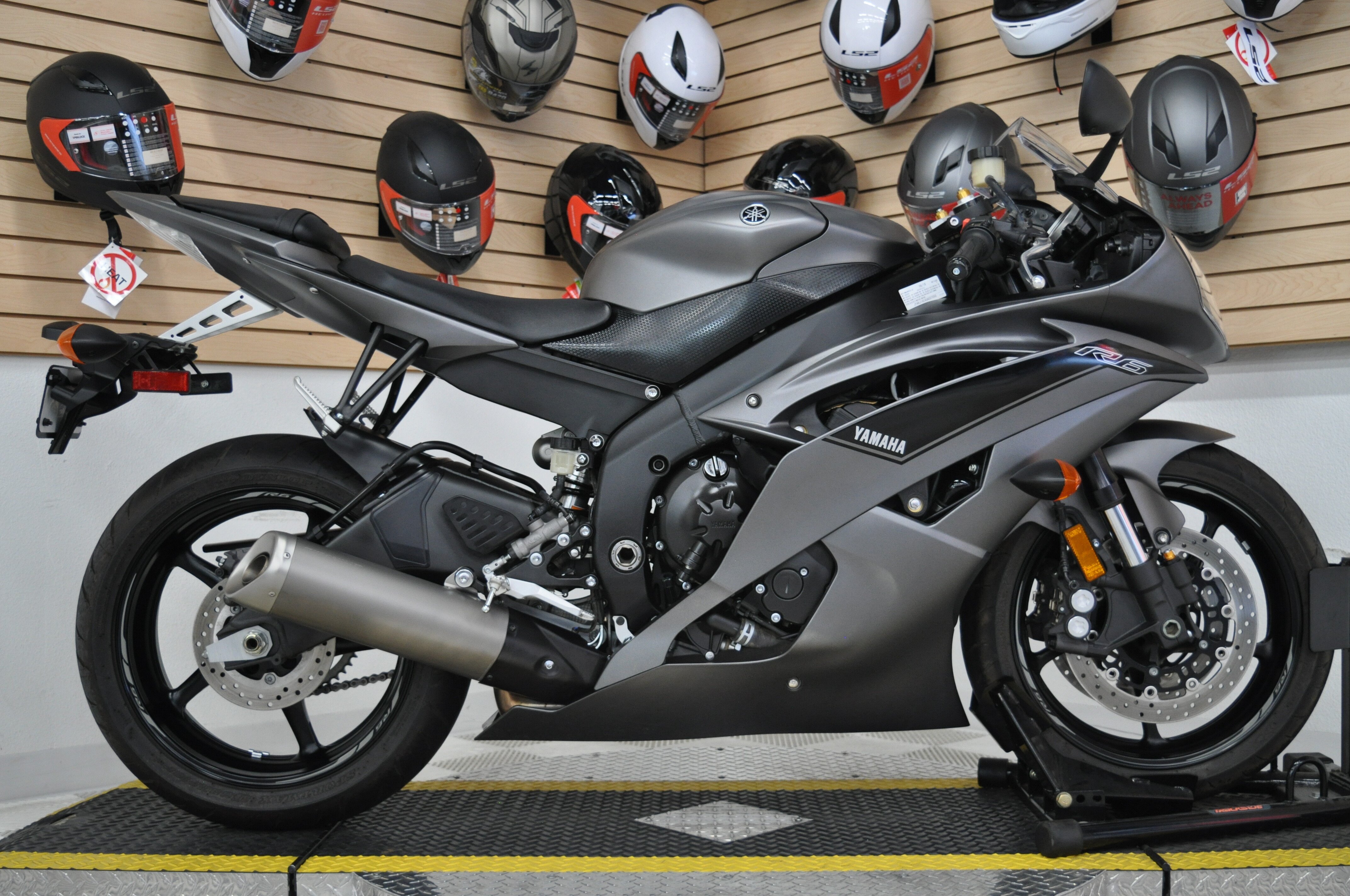 used r6 near me