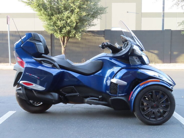 Thumbnail Photo undefined for 2017 Can-Am Spyder RT