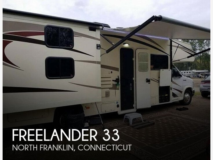 Thumbnail Photo undefined for 2017 Coachmen Freelander 31BH
