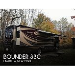 2017 Fleetwood Bounder 33C for sale 300339693