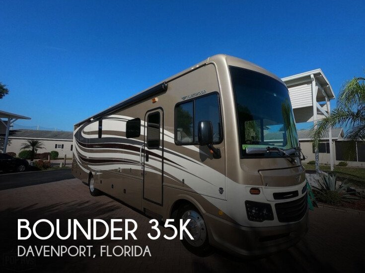 Thumbnail Photo undefined for 2017 Fleetwood Bounder 35K