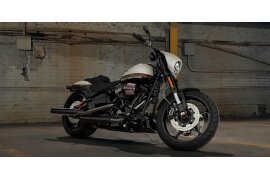 2017 Harley-Davidson Softail CVO Pro Street Breakout specifications