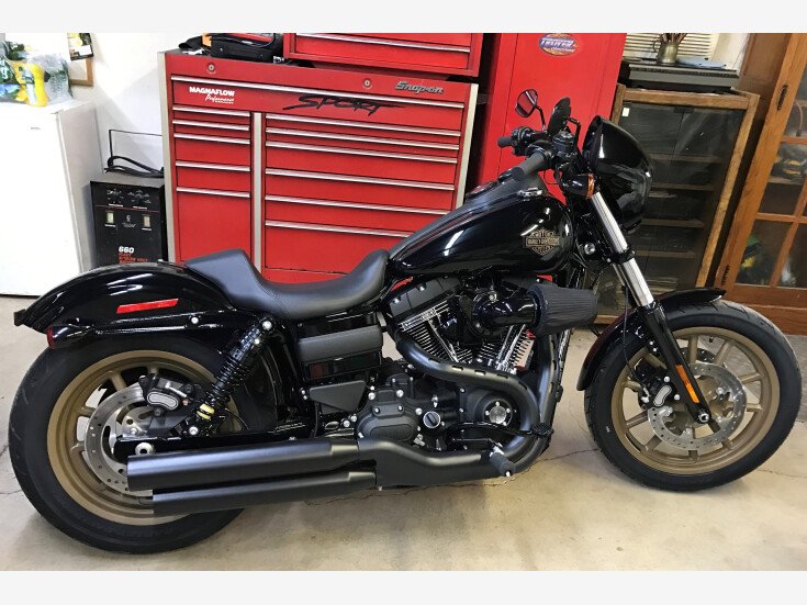 Thumbnail Photo undefined for 2017 Harley-Davidson Dyna Low Rider S