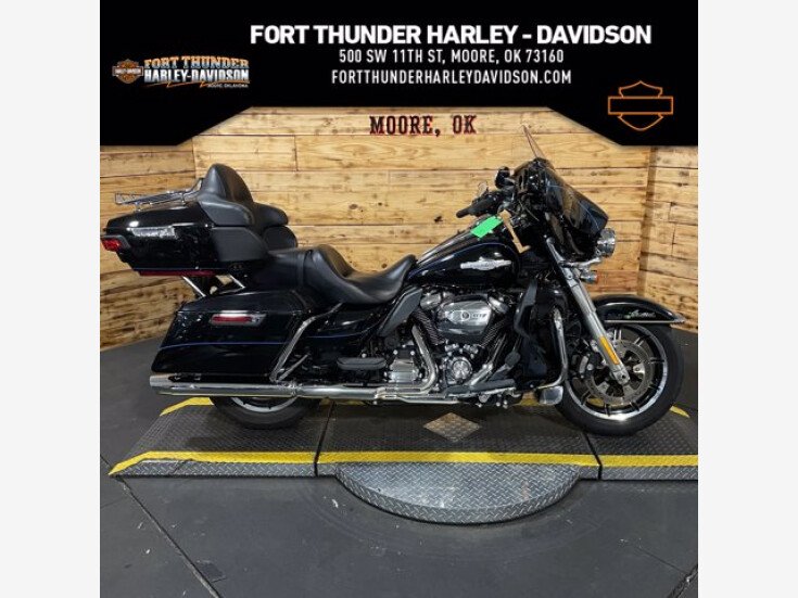Photo for 2017 Harley-Davidson Shrine SE