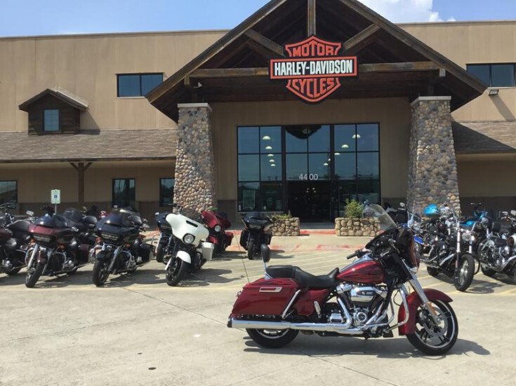 Thumbnail Photo undefined for 2017 Harley-Davidson Touring
