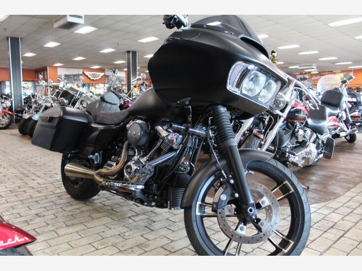 Thumbnail Photo undefined for 2017 Harley-Davidson Touring