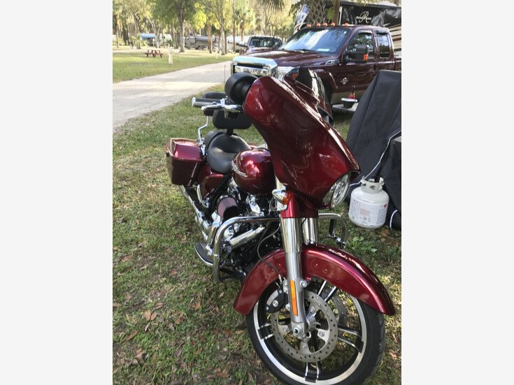 Thumbnail Photo undefined for 2017 Harley-Davidson Touring Street Glide Special