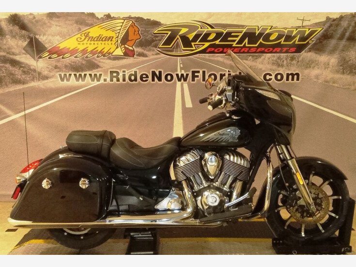 Thumbnail Photo undefined for 2017 Indian Chieftain Limited w/ 19 Inch Wheels & ABS
