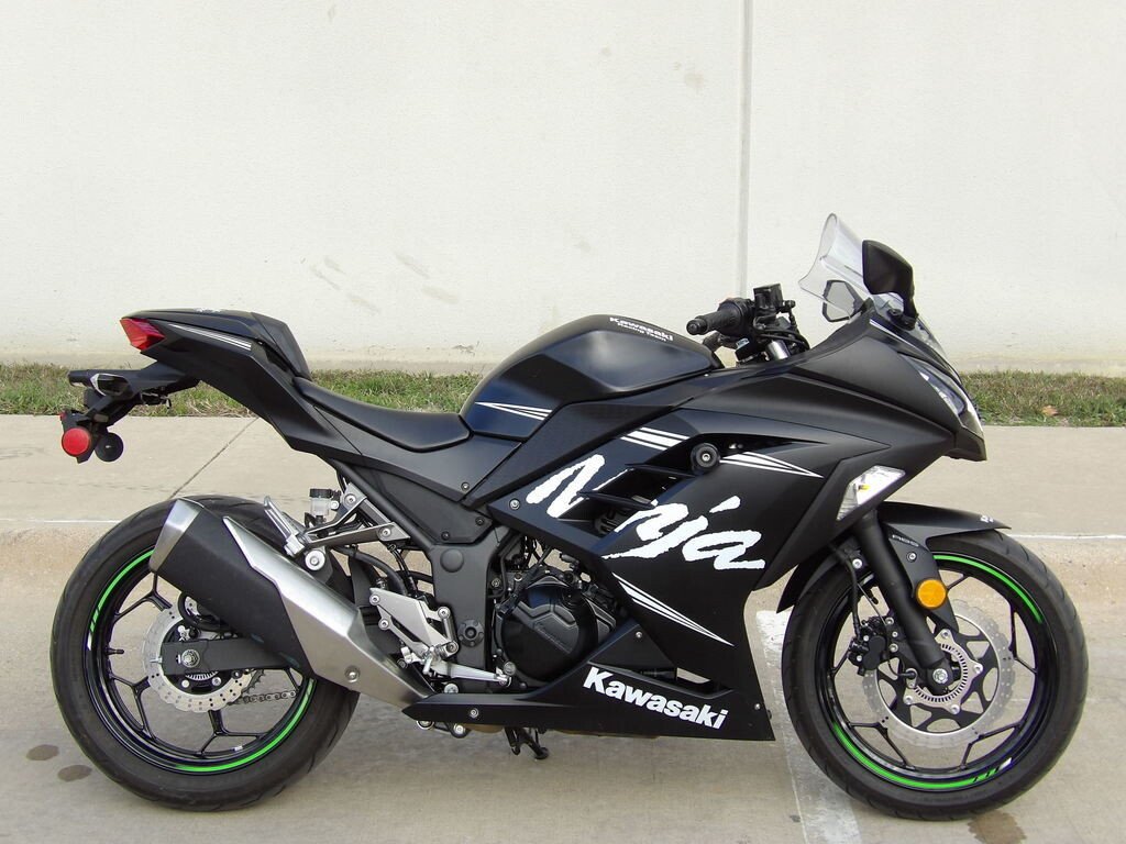 Kawasaki ninja shop 300 used