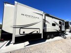 Thumbnail Photo 4 for 2017 Keystone Montana