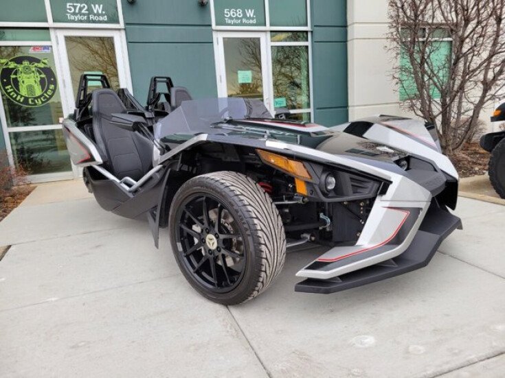 Thumbnail Photo undefined for 2017 Polaris Slingshot SLR