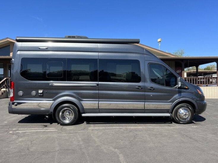 Thumbnail Photo undefined for 2017 Winnebago Paseo