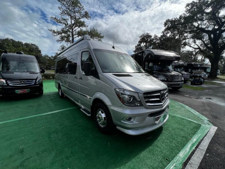 Thumbnail Photo undefined for 2018 Airstream Interstate
