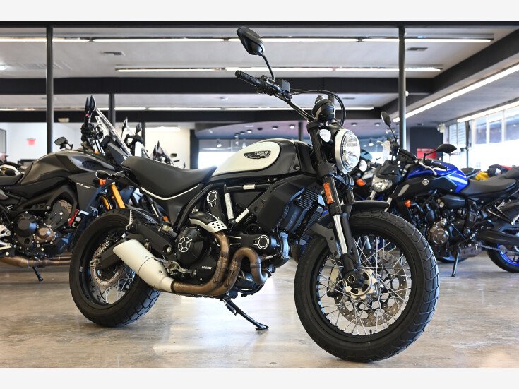Thumbnail Photo undefined for 2018 Ducati Scrambler Icon