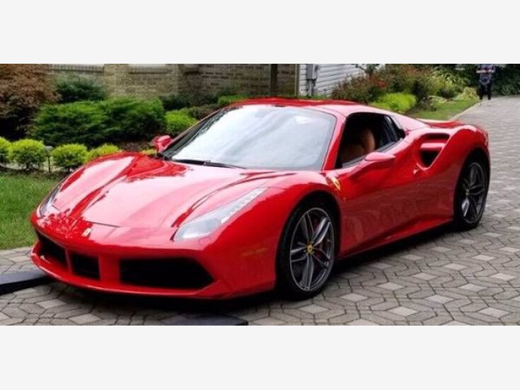 Thumbnail Photo undefined for 2018 Ferrari 488 Spider