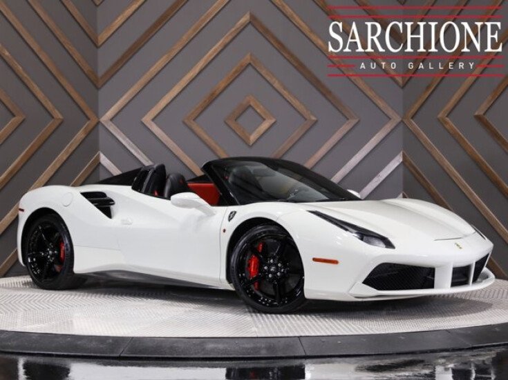Thumbnail Photo undefined for 2018 Ferrari 488 Spider