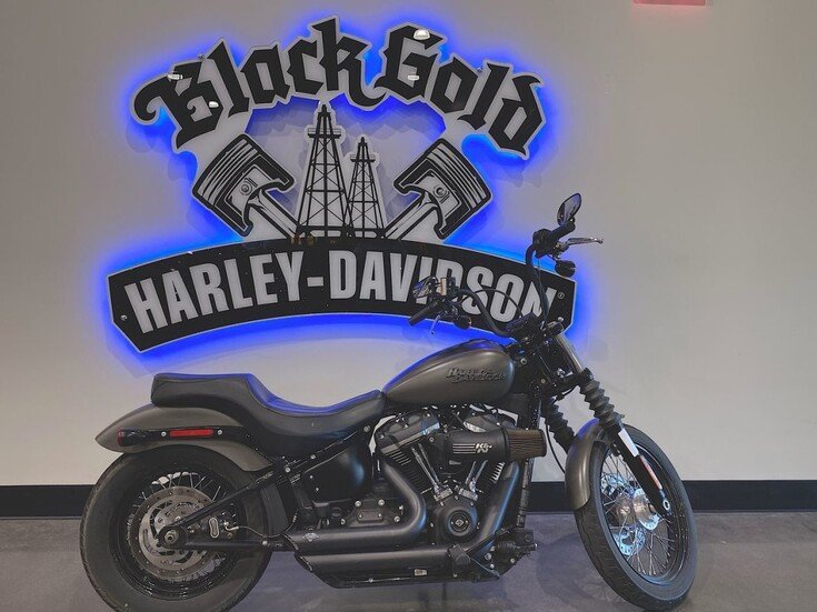 Thumbnail Photo undefined for 2018 Harley-Davidson Softail Street Bob