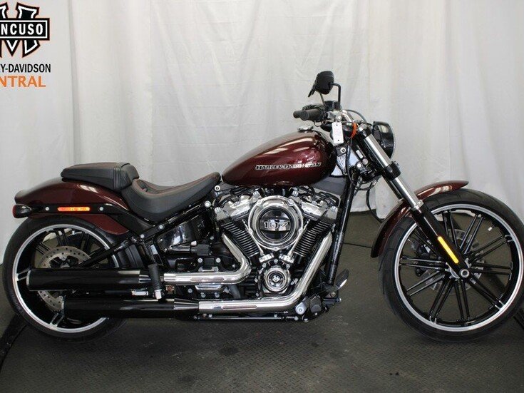 Thumbnail Photo undefined for 2018 Harley-Davidson Softail Breakout